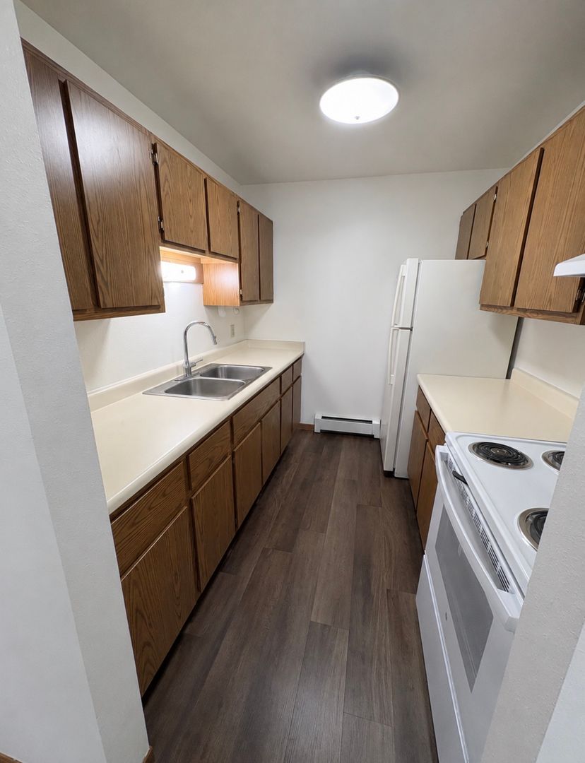 Oshkosh Apartment: 466 Sullivan Street