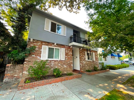 DOWNTOWN Garden Level Large Studio in Great Central Location! 1204 P Street #05 – photo 1
