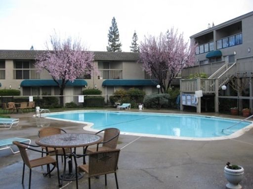 Arden - One Bedroom Loft Style Townhome - Pavilion Townhomes 2511 Northrop Avenue #43 – photo 1