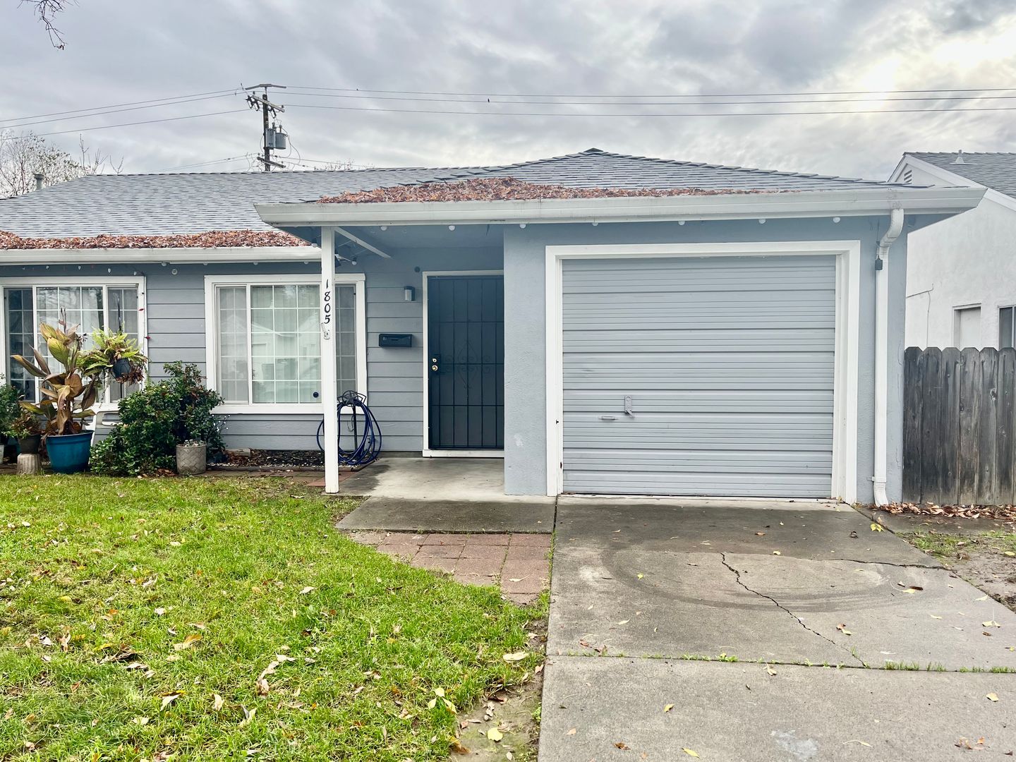 West Sacramento Apartment: 1803-1805 Madrone Avenue