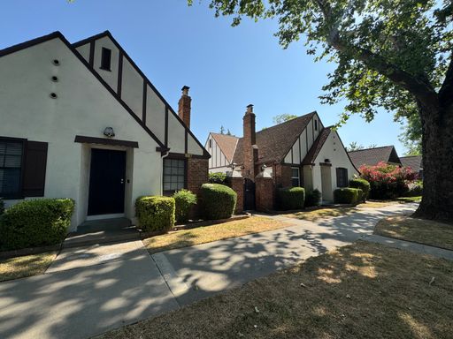 MIDTOWN / RICHMOND GROVE 2315 T #B – photo 1
