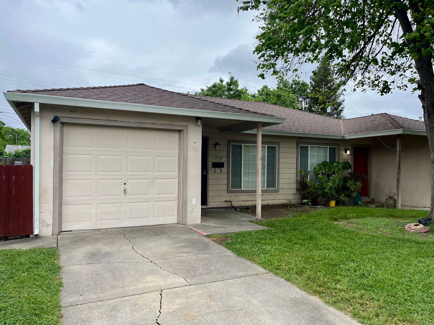 West Sacramento Apartment: 1714-1716 Madrone Avenue