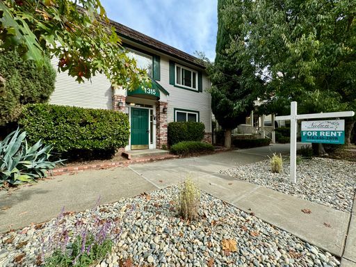 MIDTOWN/DOWNTOWN 1315 G Street #2 – photo 1