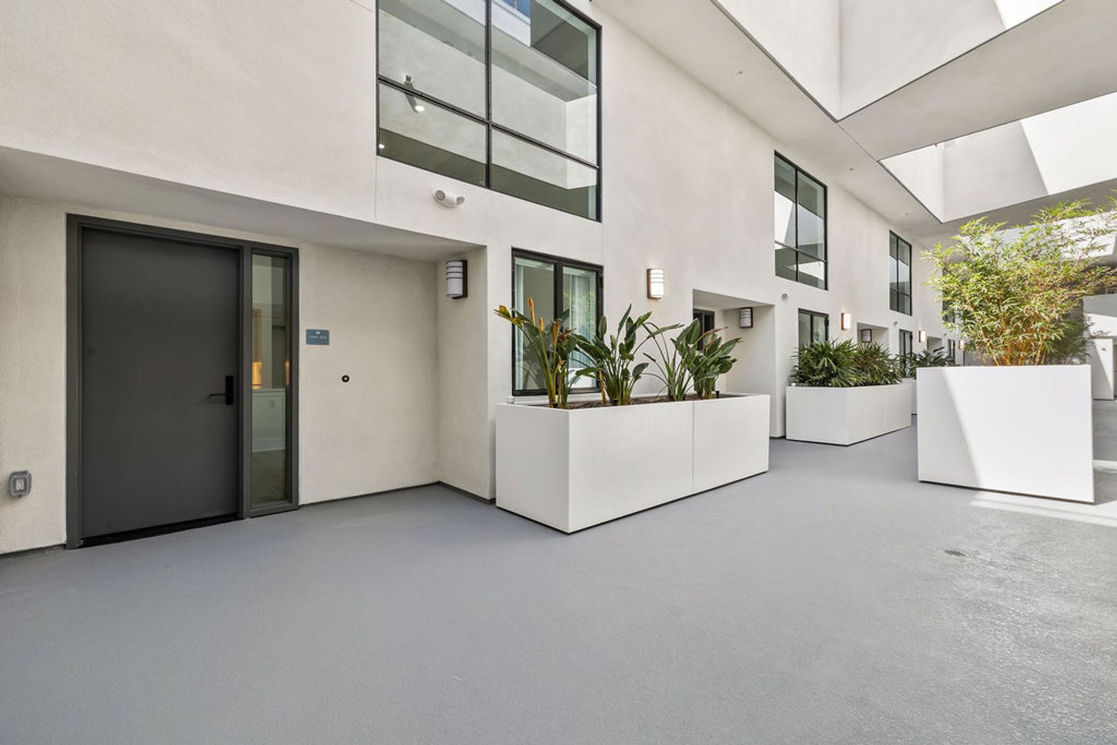 Dana Point House: 24722 Del Prado Ave, Unit 202
