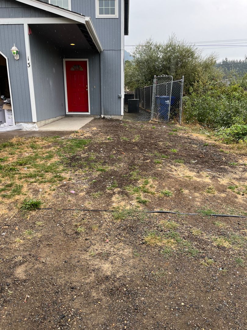 Lowell House: 13 W 4th St