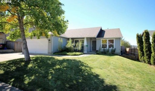 Great Thurston Home – photo 1