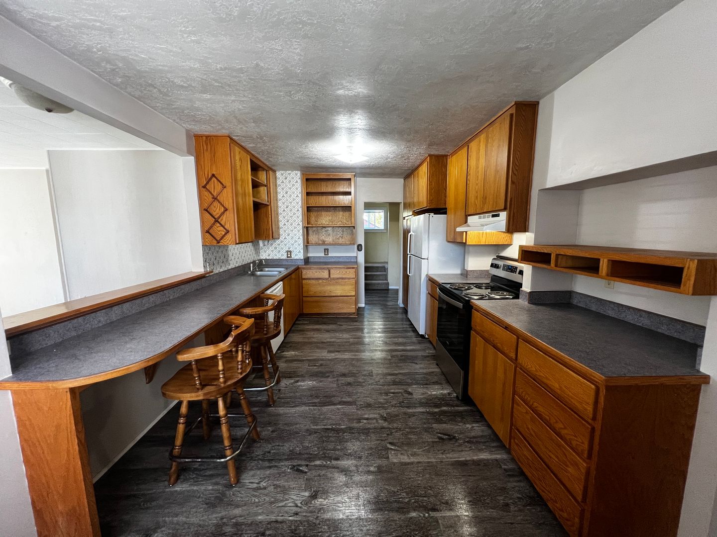 Pleasant Hill House: 84393 Keepers Rd