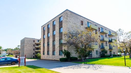 Stunning 1 Bed, 1 Bath Unit - Welcome Home – photo 1