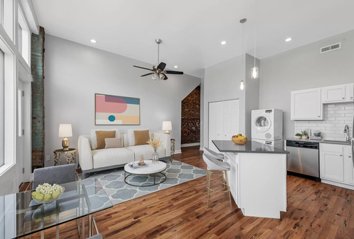 Modern Living in Tower Grove- 2BR/2BA – photo 1