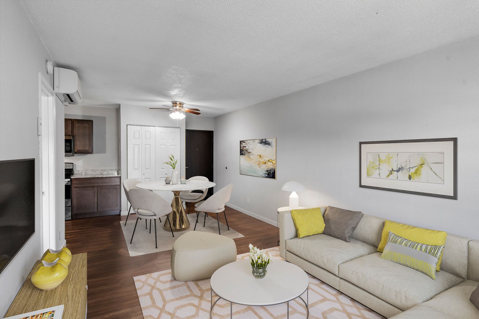 St. Louis Apartment: 5825 Southwest Ave.