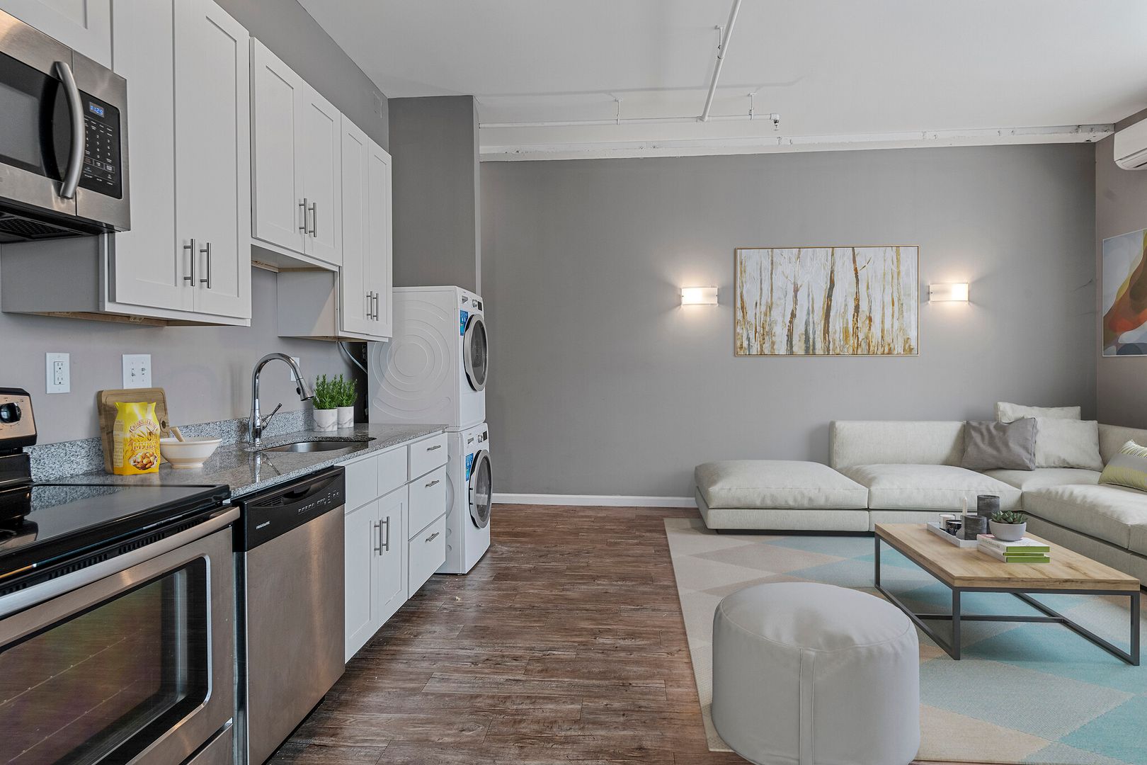4242 Lindell Blvd LLC 3 of 6