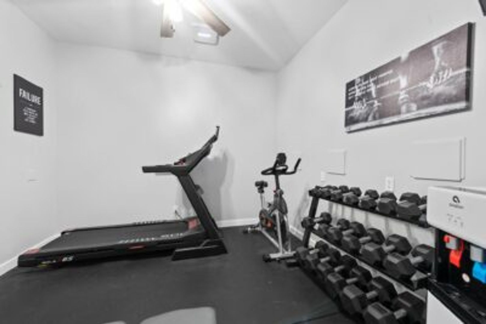4242 Lindell Blvd LLC 12 of 15
