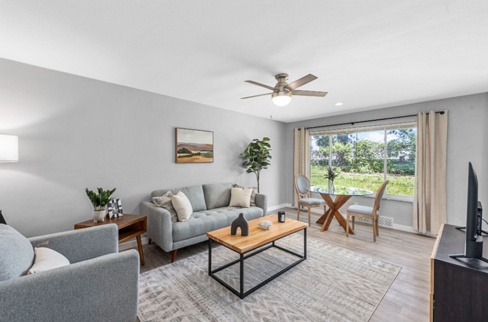 Saint Louis Apartment: 7201-05 Gravois Ave