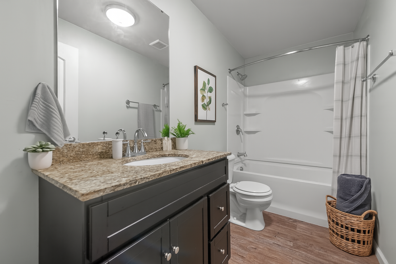 4242 Lindell Blvd LLC 6 of 6