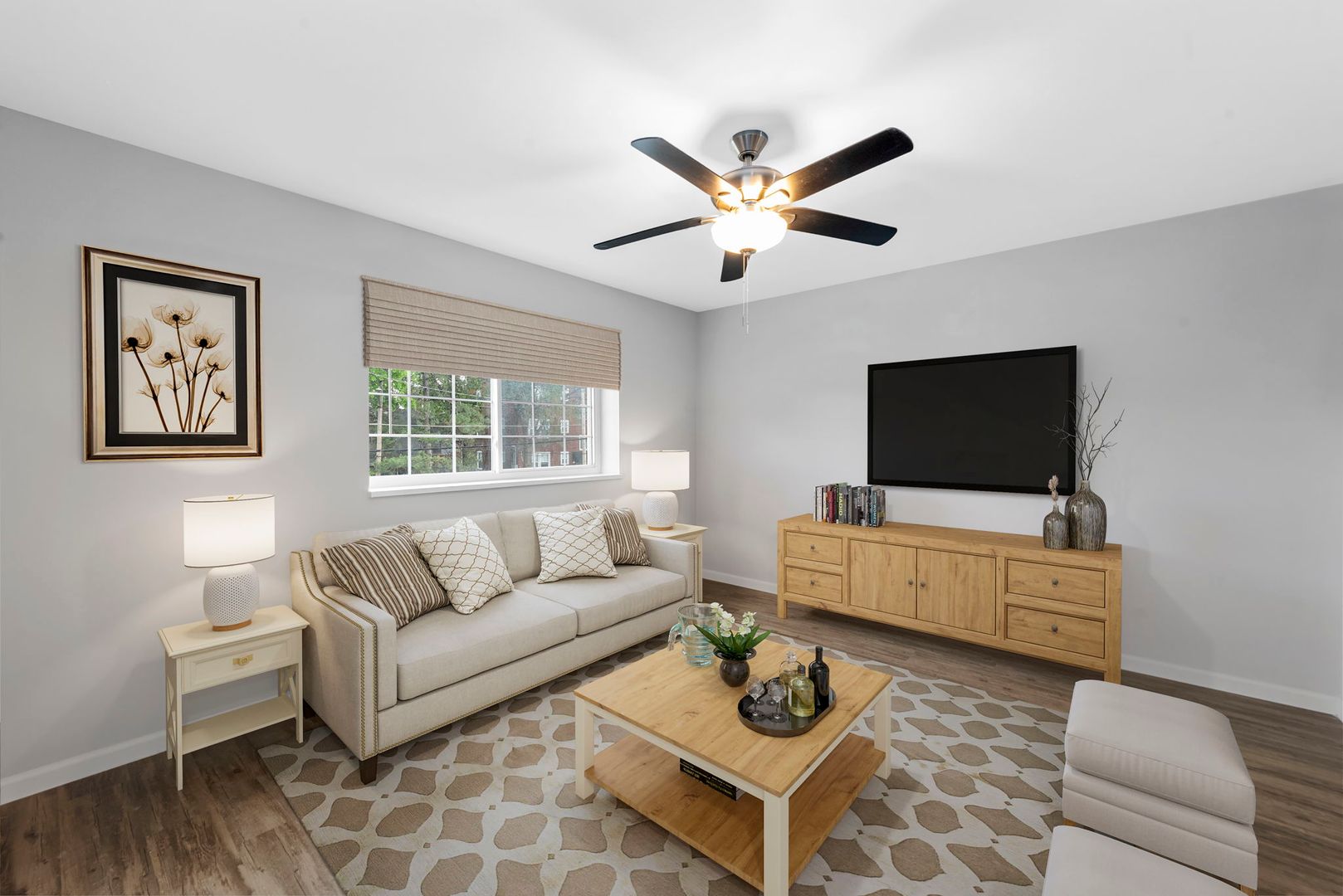 St. Louis Apartment: 2507-09 Bellevue Ave.