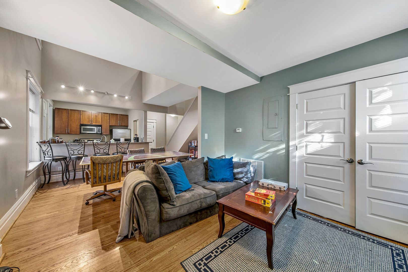 University City Apartment: 705 Interdrive