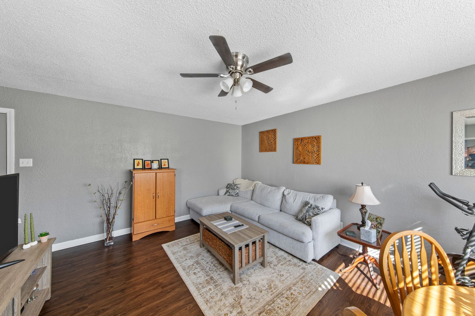 St. Louis Apartment: 5371 Arsenal