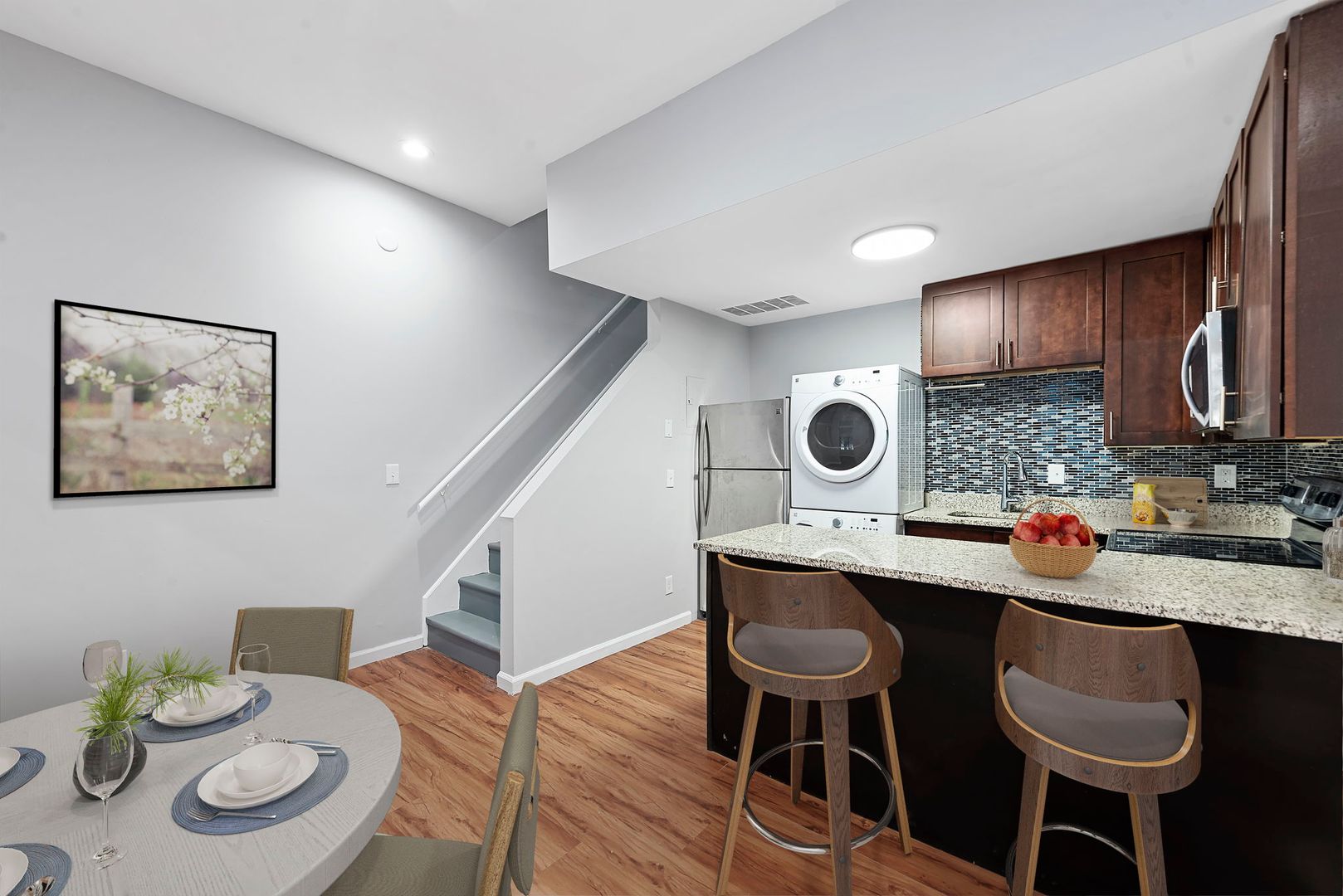 Saint Louis Apartment: 1500 Menard St