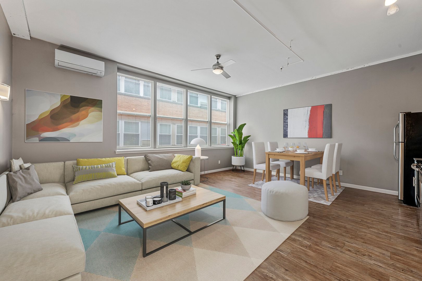 St. Louis Apartment: 4242 Lindell Blvd