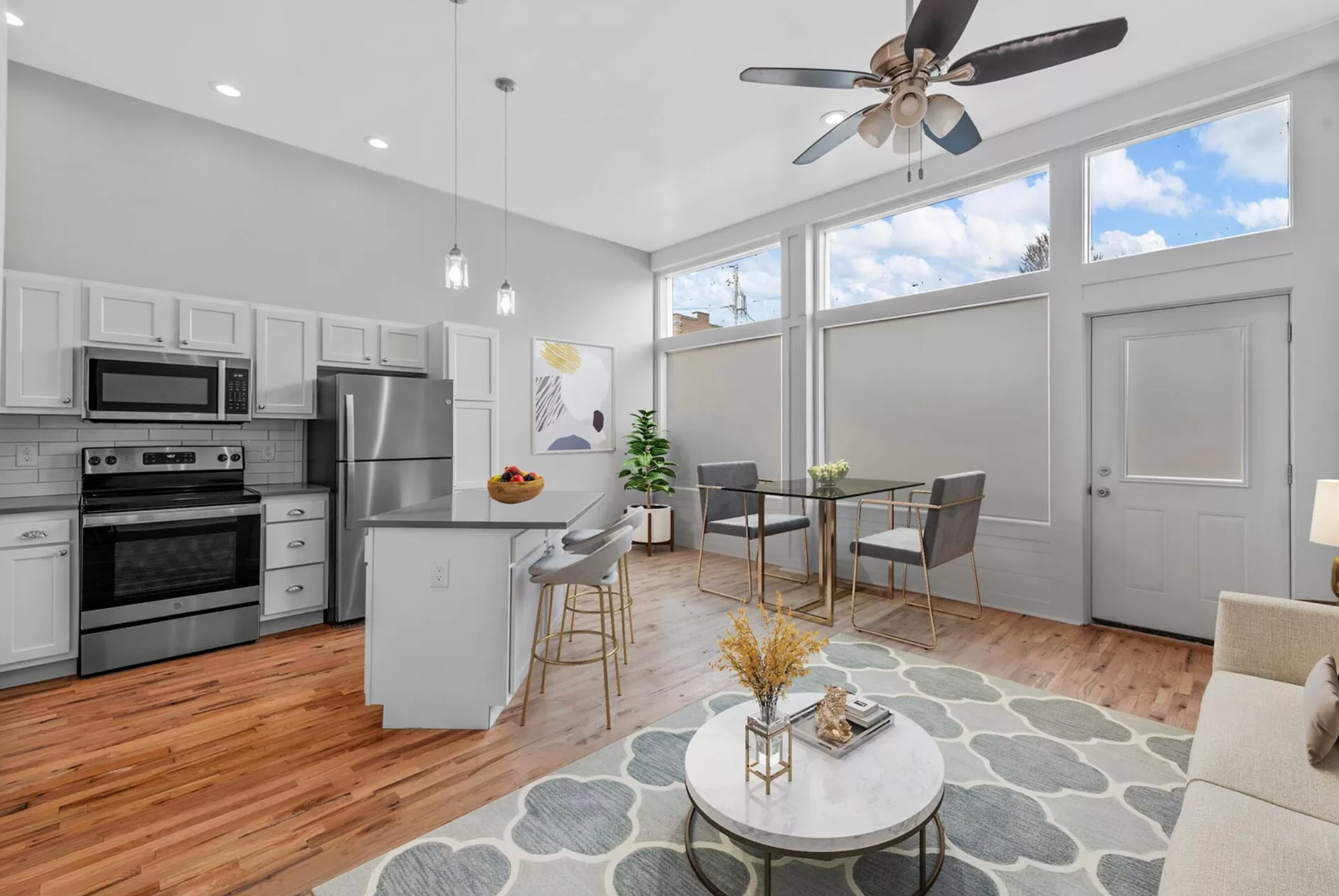 St. Louis Apartment: 1417 Tower Grove Ave