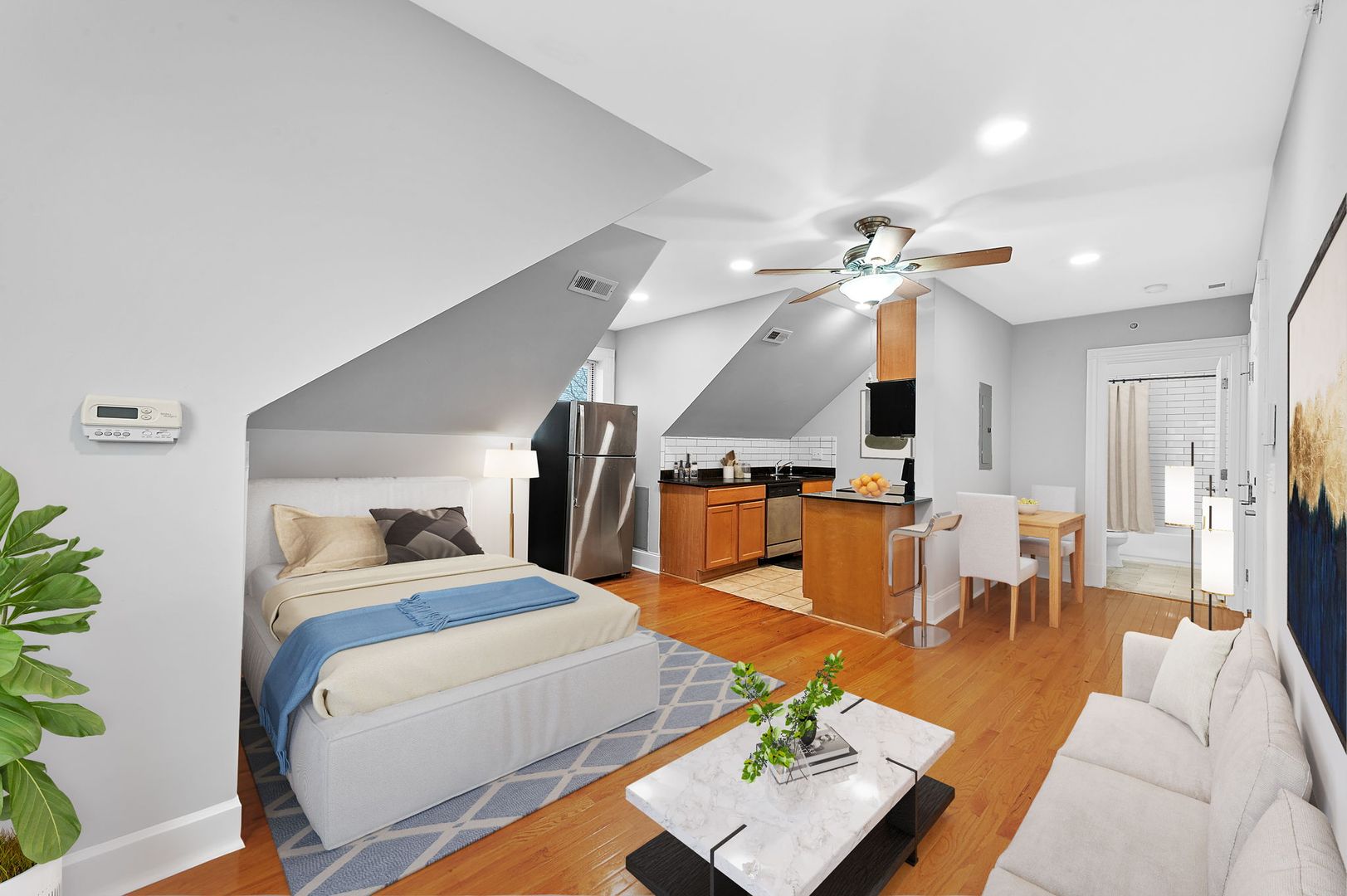 St. Louis Apartment: 3717-21 Westminster