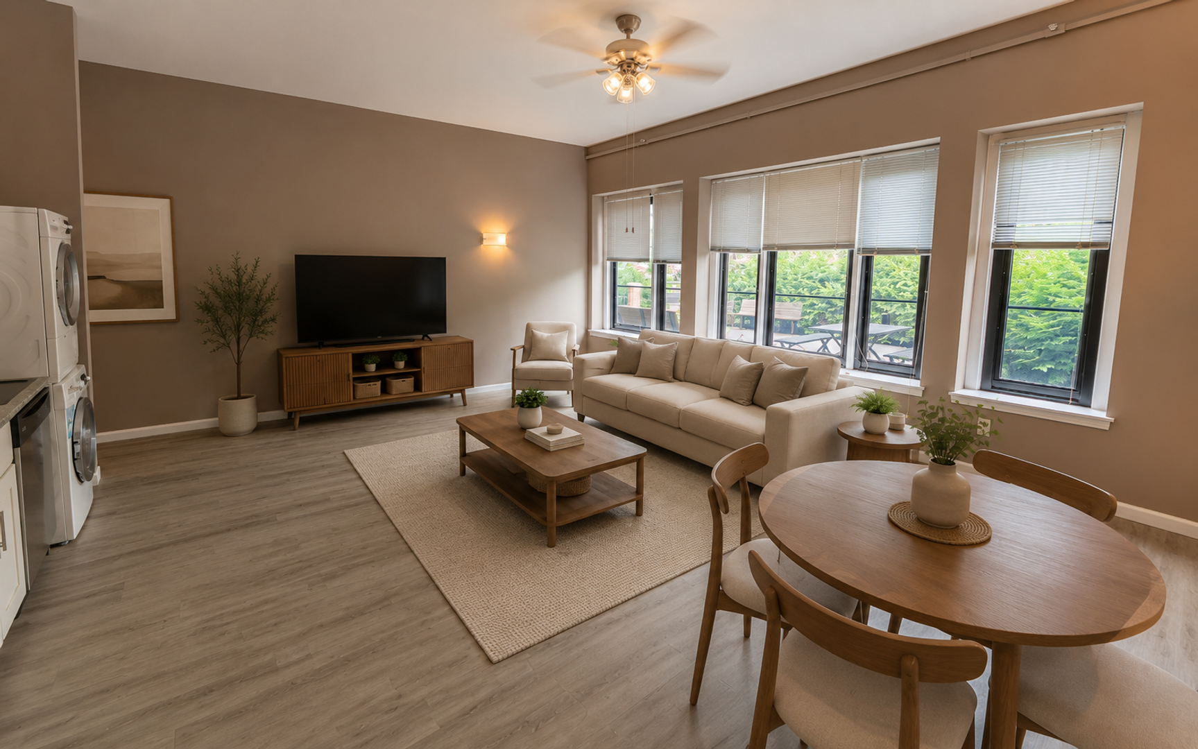 St. Louis Apartment: 4242 Lindell Blvd