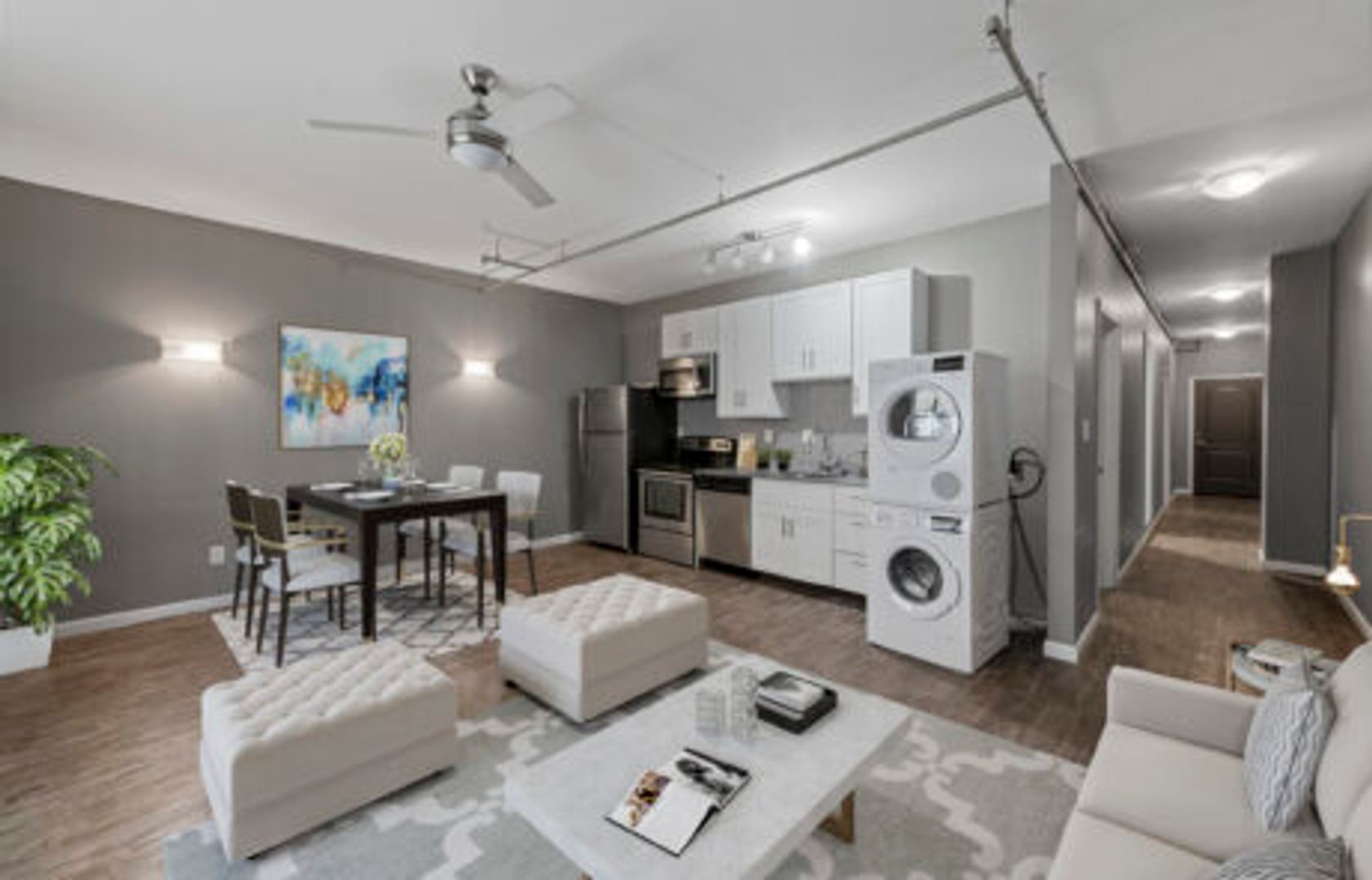 St. Louis Apartment: 4242 Lindell Blvd
