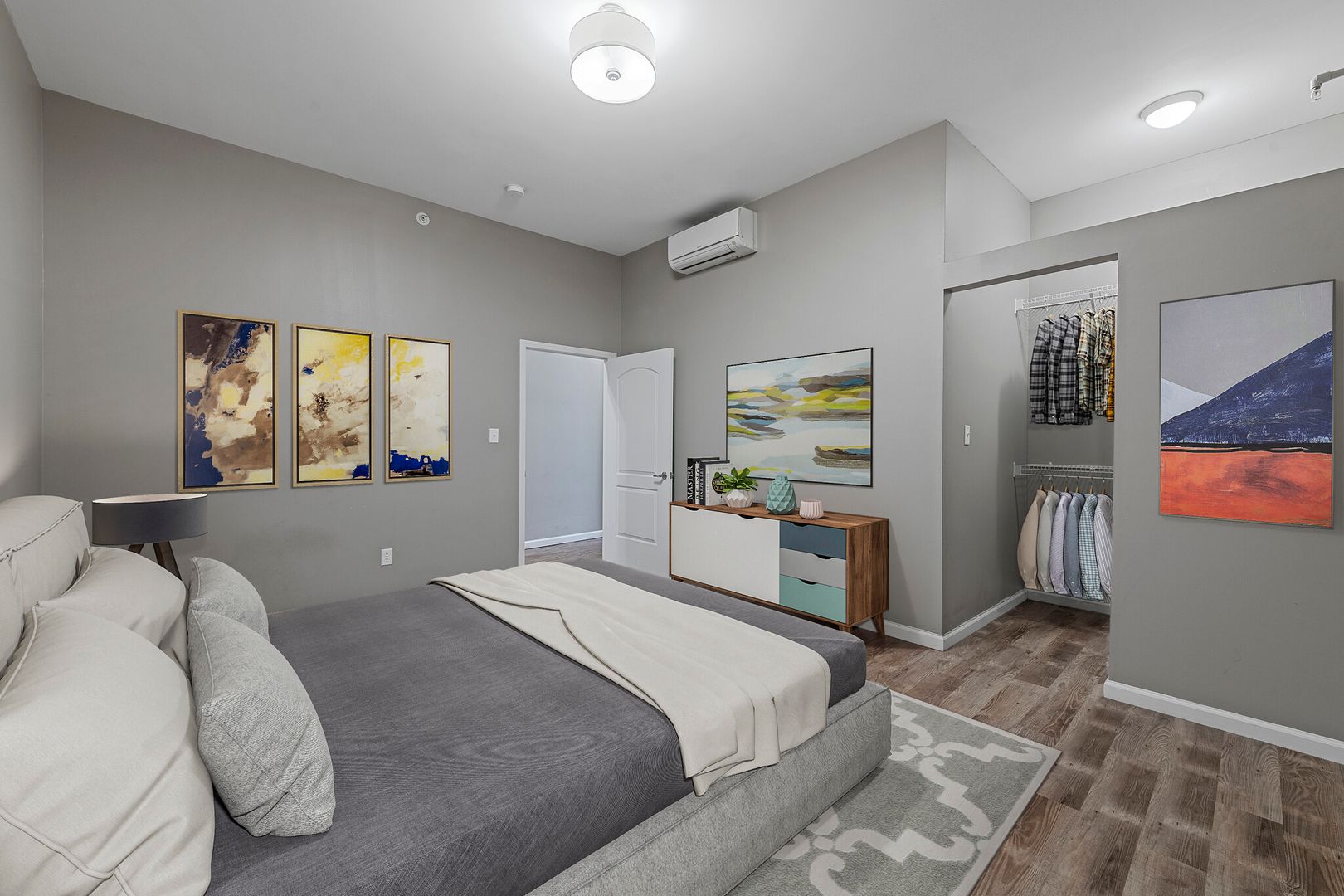 4242 Lindell Blvd LLC 5 of 6