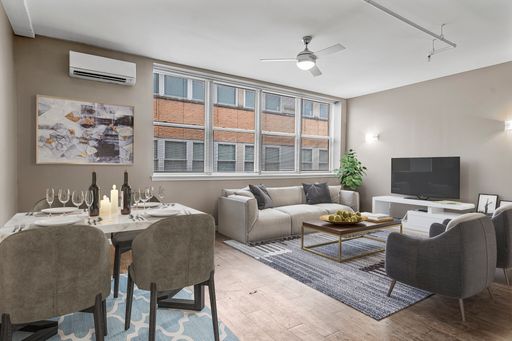 Updated 1 Bedroom Apartment in the Heart of the Central West End! – photo 1