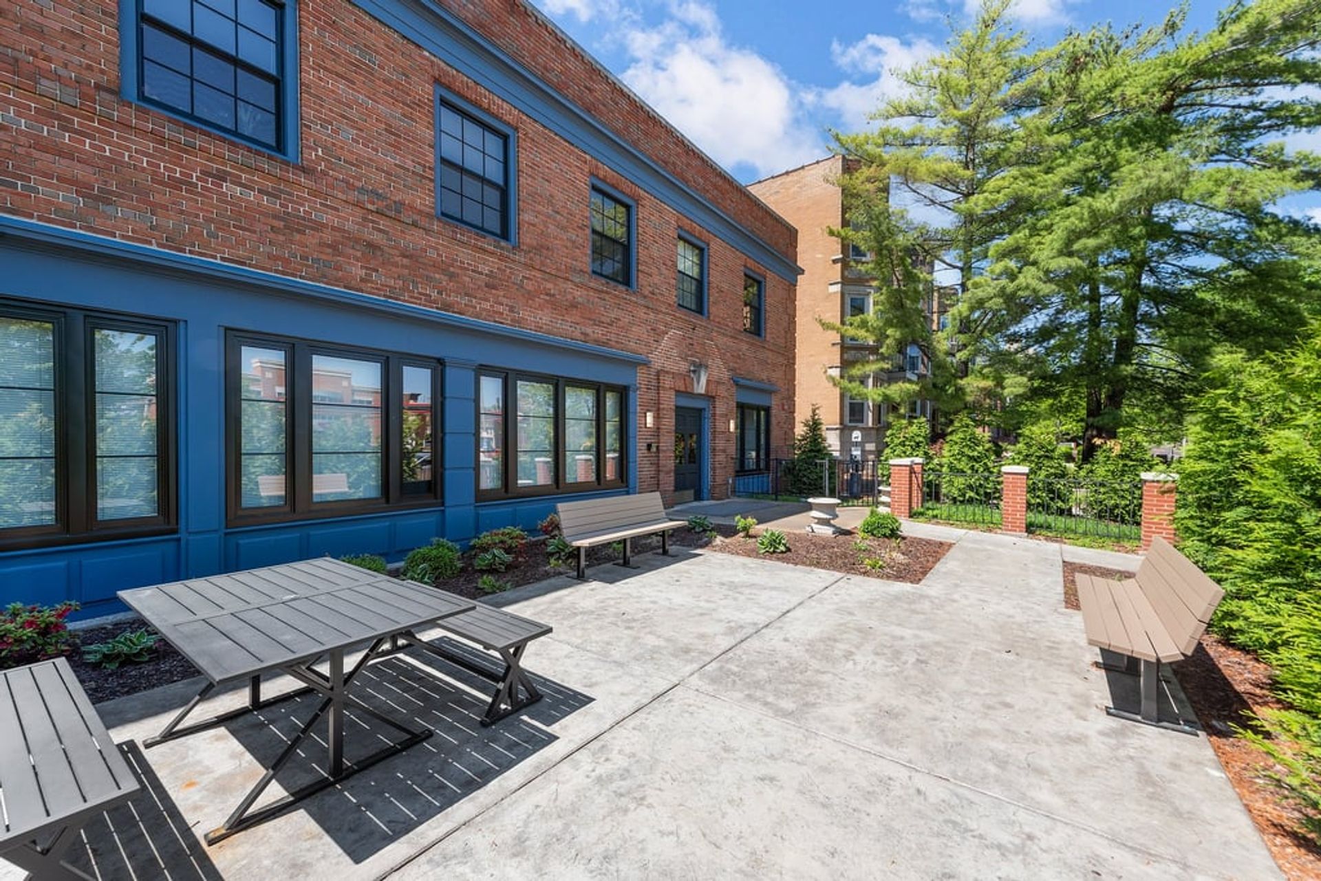 4242 Lindell Blvd LLC 3 of 12