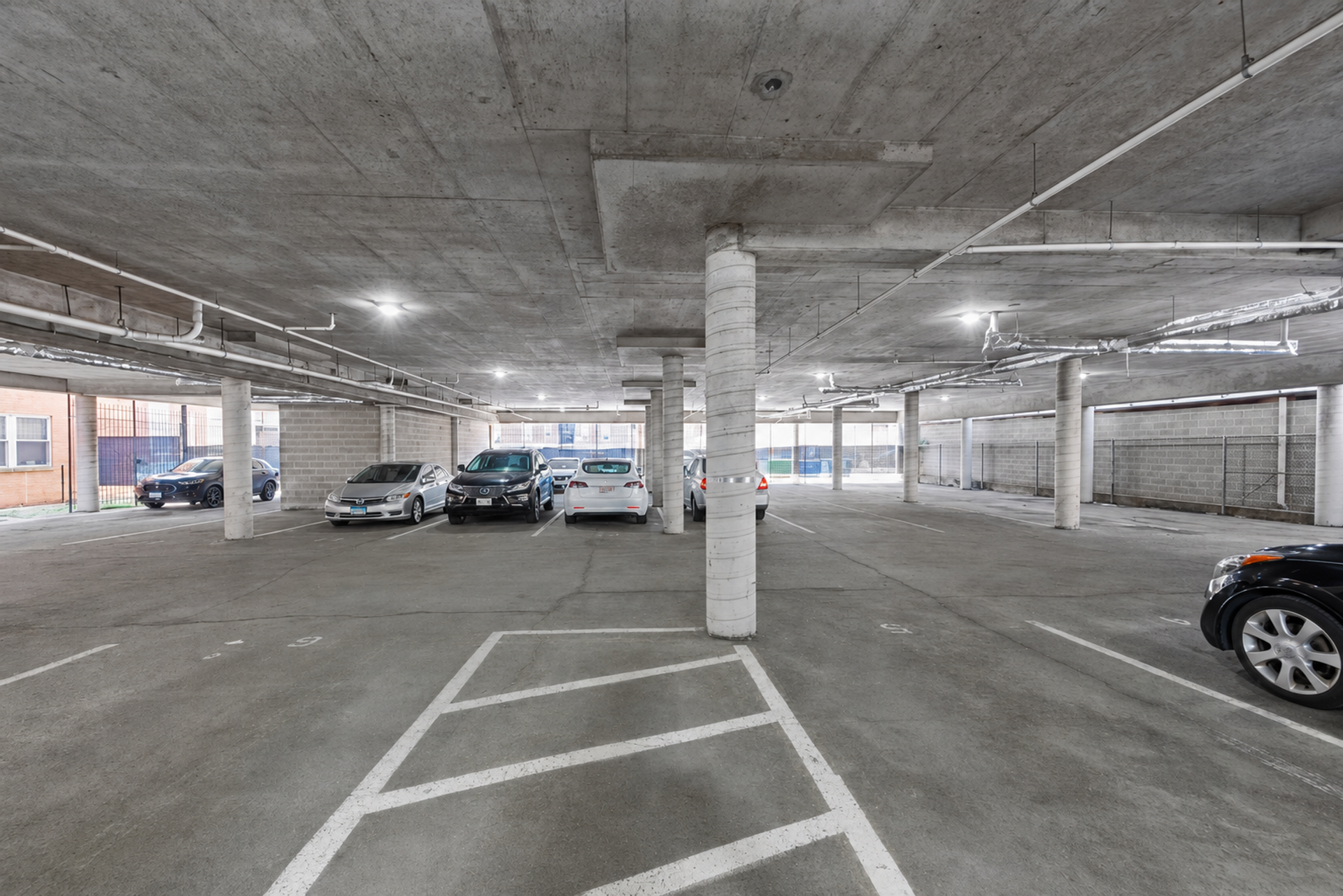 4242 Lindell Blvd LLC 8 of 12