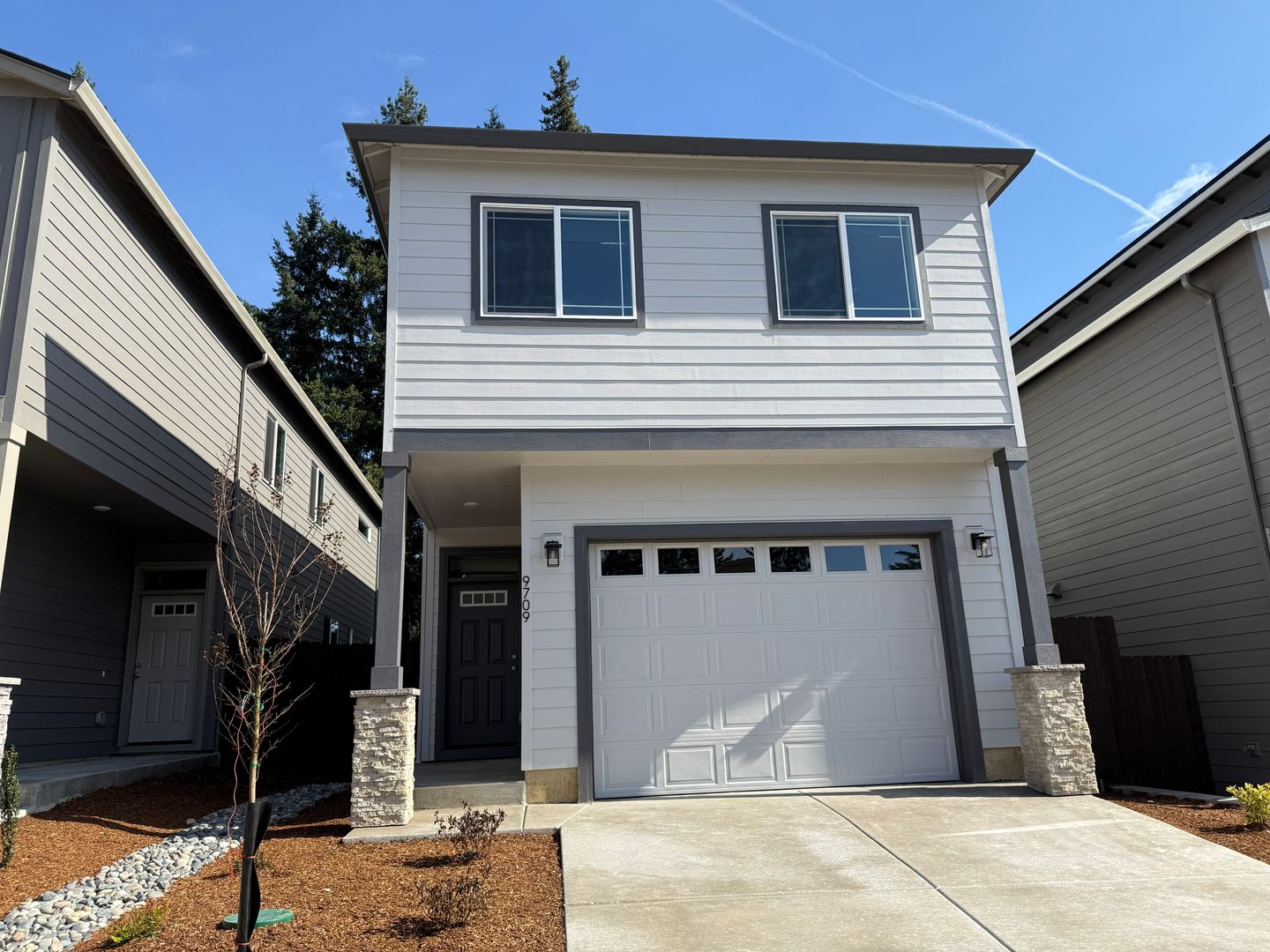 Vancouver House: 9709 NE 29th Avenue