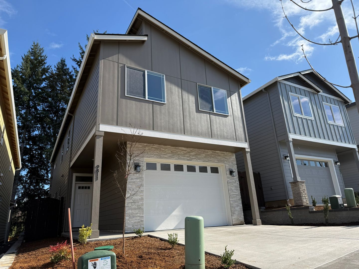 Vancouver House: 9811 NE 29th Avenue