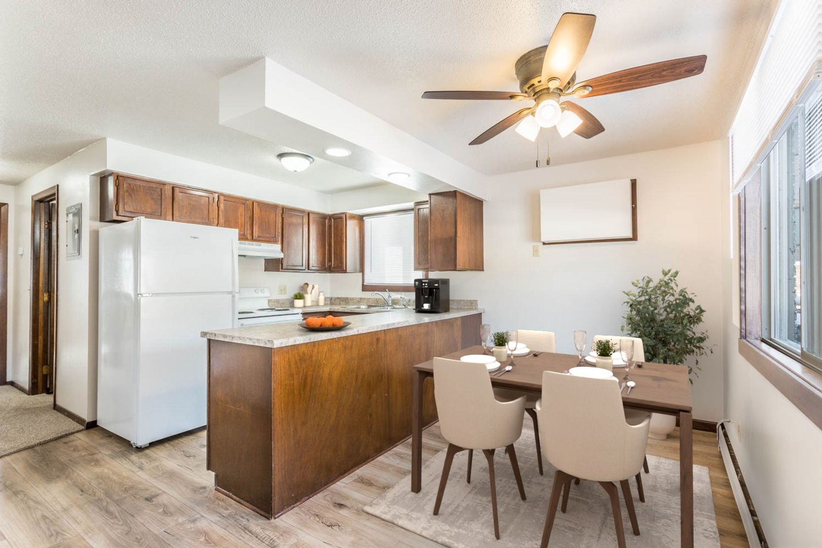 Sioux Falls Apartment: 5005 West Heritage Place