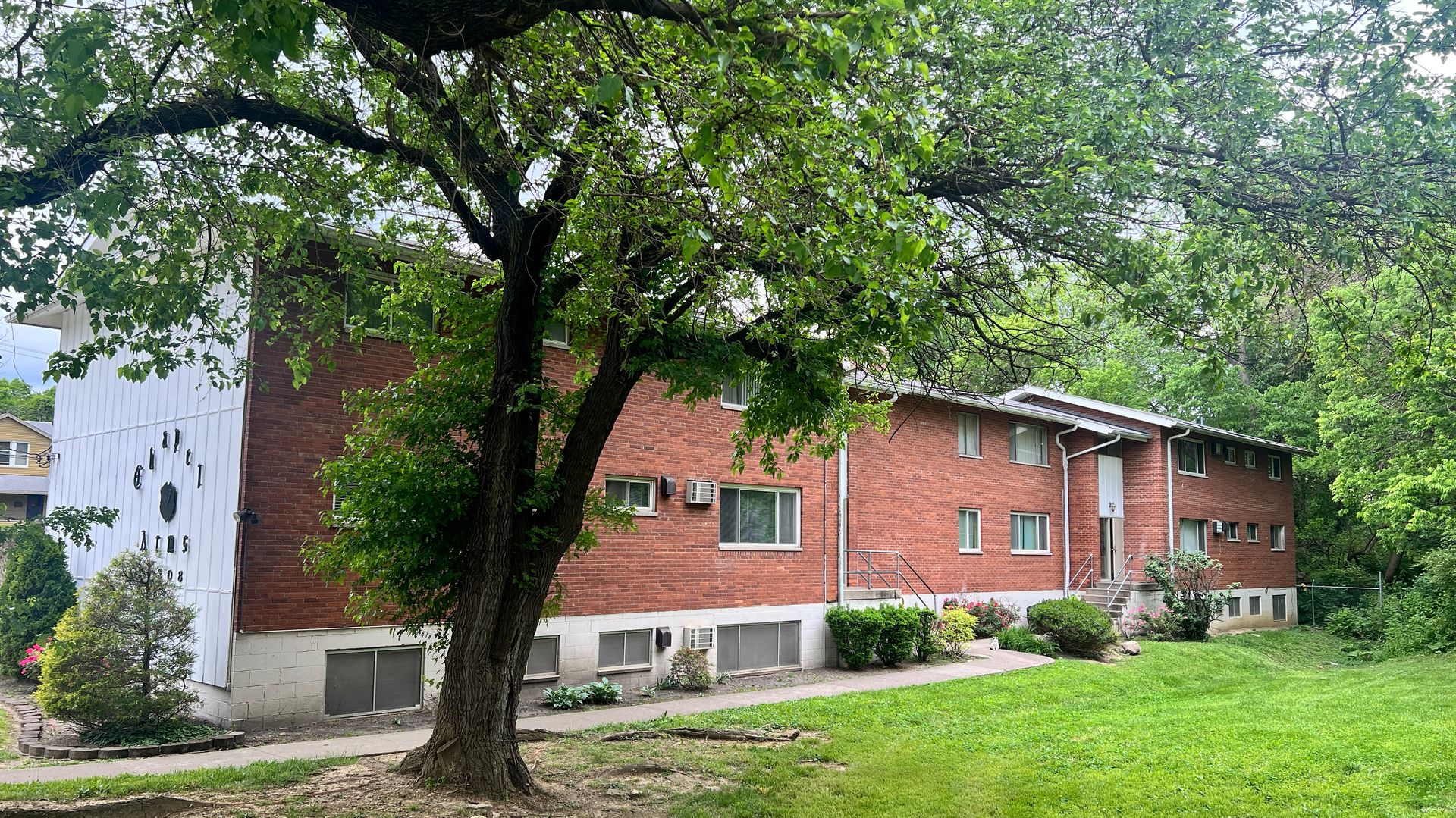 Cincinnati Apartment: 1308 Chapel Street