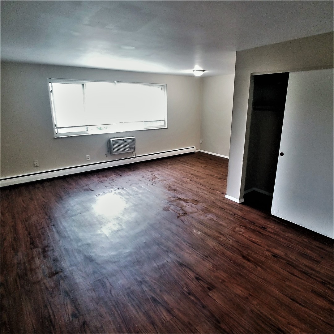 Cincinnati Apartment: 3001-3009 Westwood Northern Blvd