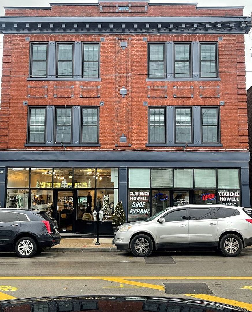 cincinnati Apartment: 6087 Montgomery Rd