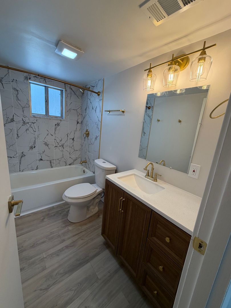 Cincinnati Apartment: 8481 Beech Ave