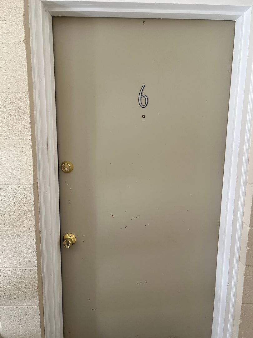 Cincinnati Apartment: 1308 Chapel Street