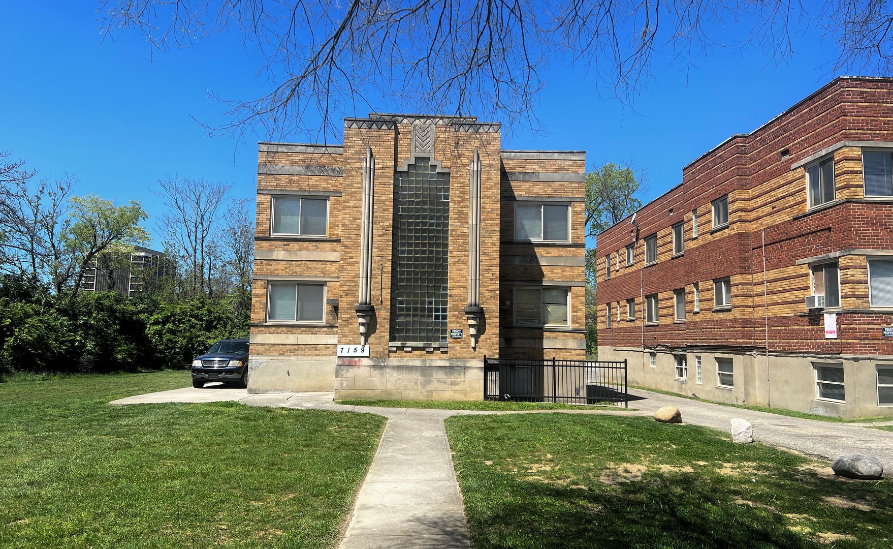 Cincinnati Apartment: 7159 Eastlawn Drive