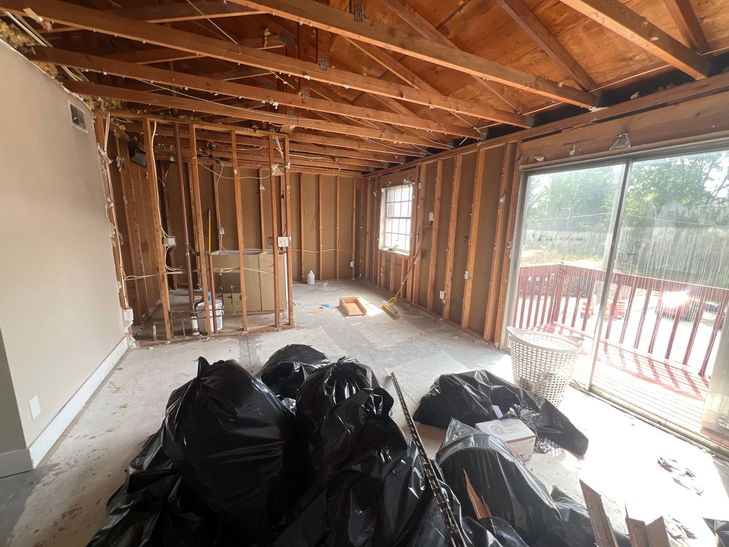 Cincinnati Apartment: 8481 Beech Ave