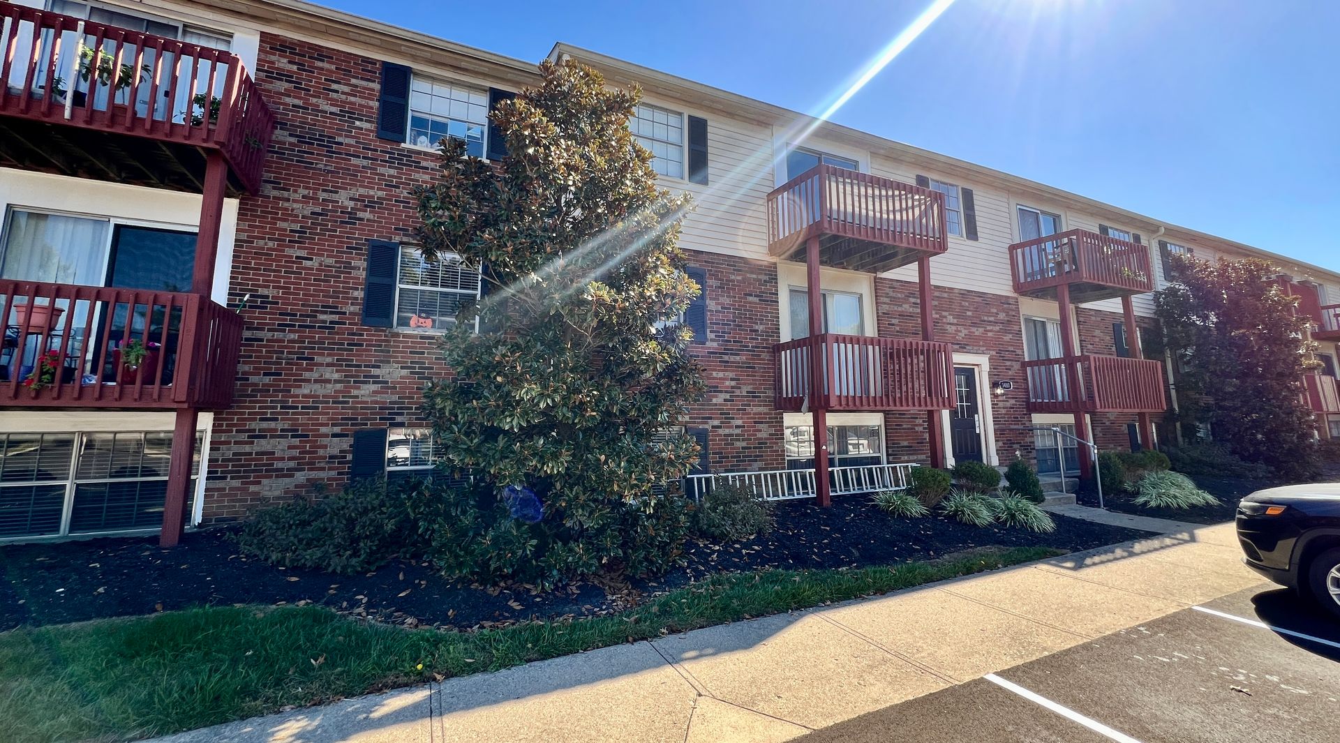 Cincinnati Apartment: 8481 Beech Ave