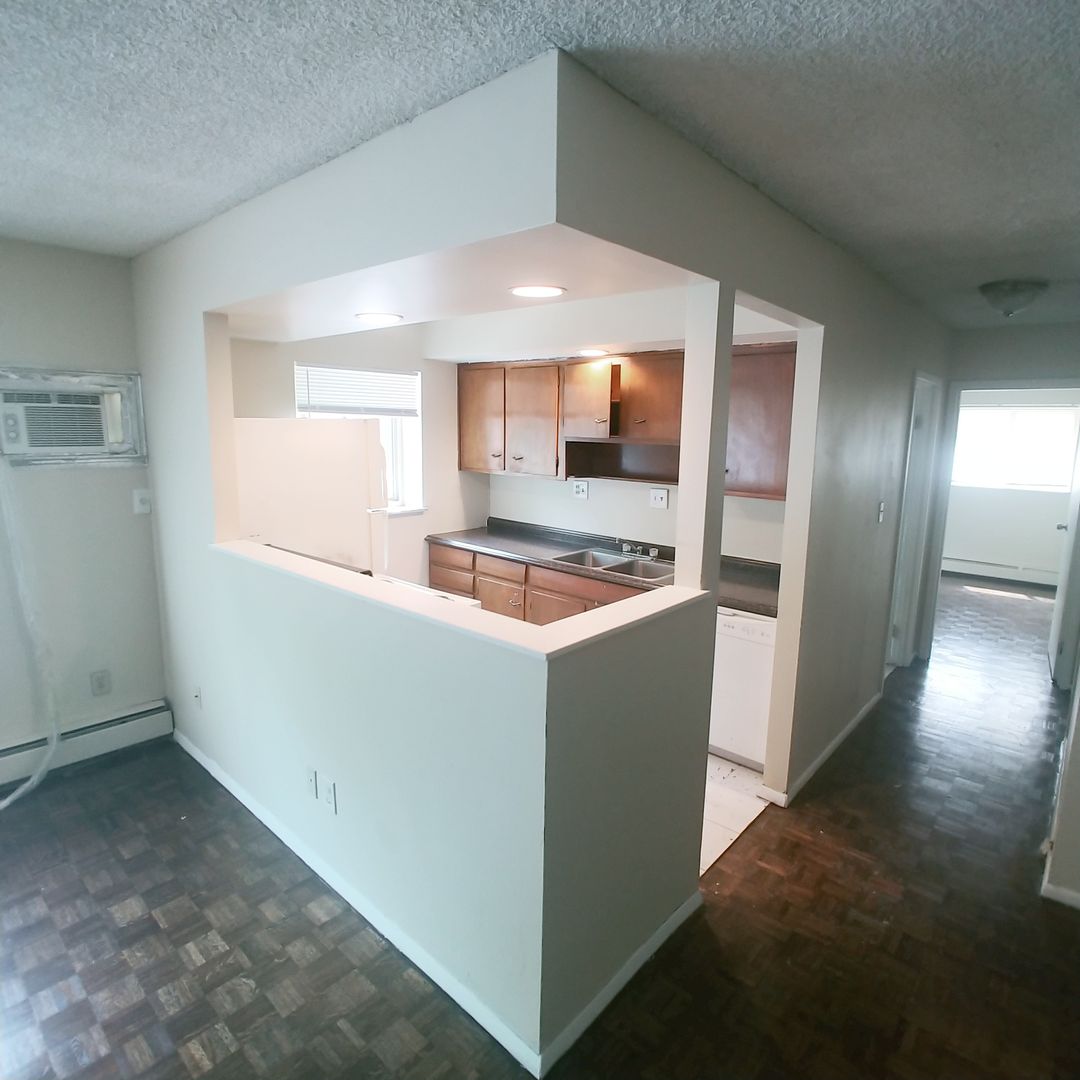 Cincinnati Apartment: 1625 Asmann Ave