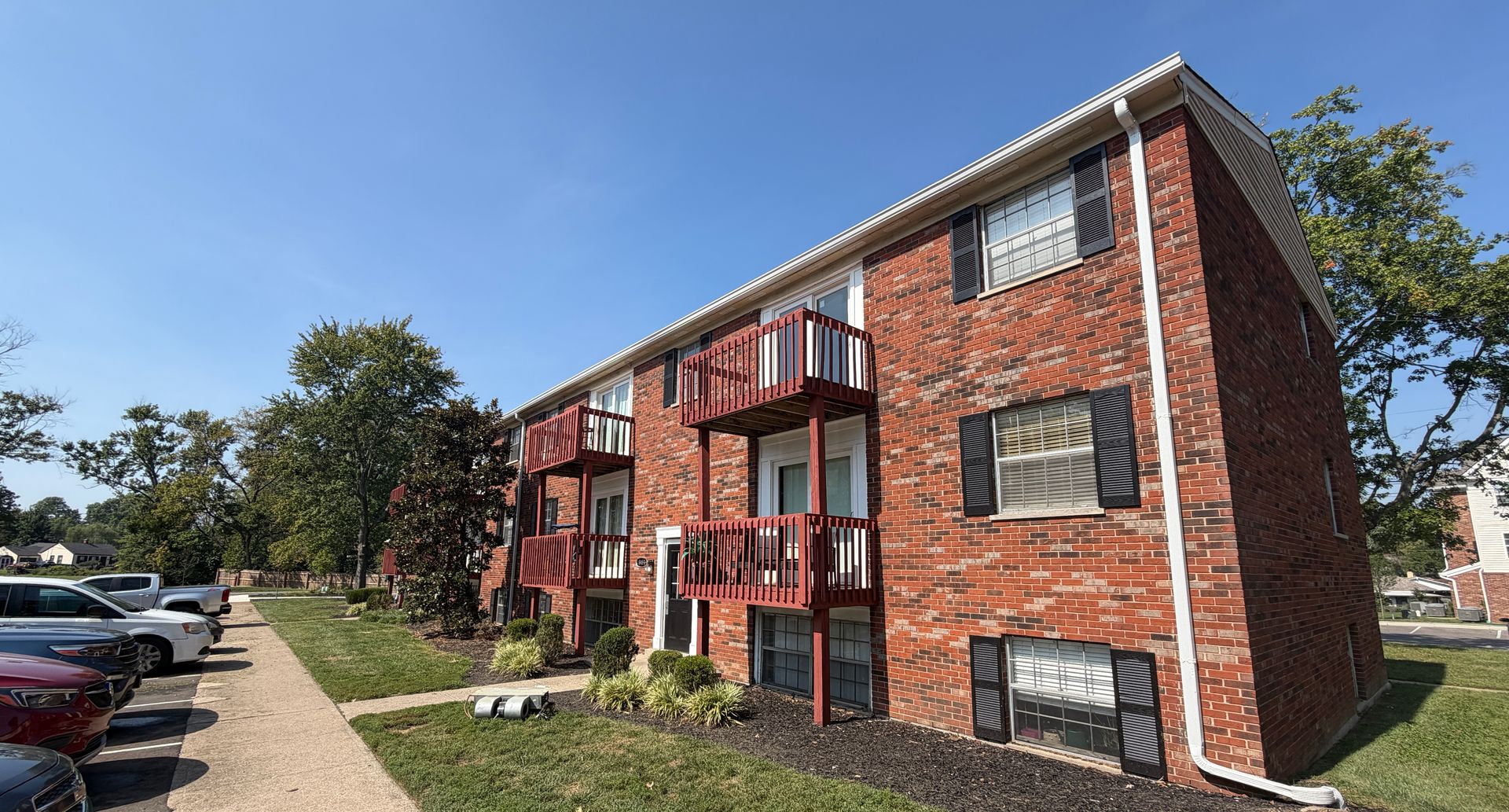 Cincinnati Apartment: Beech Ave