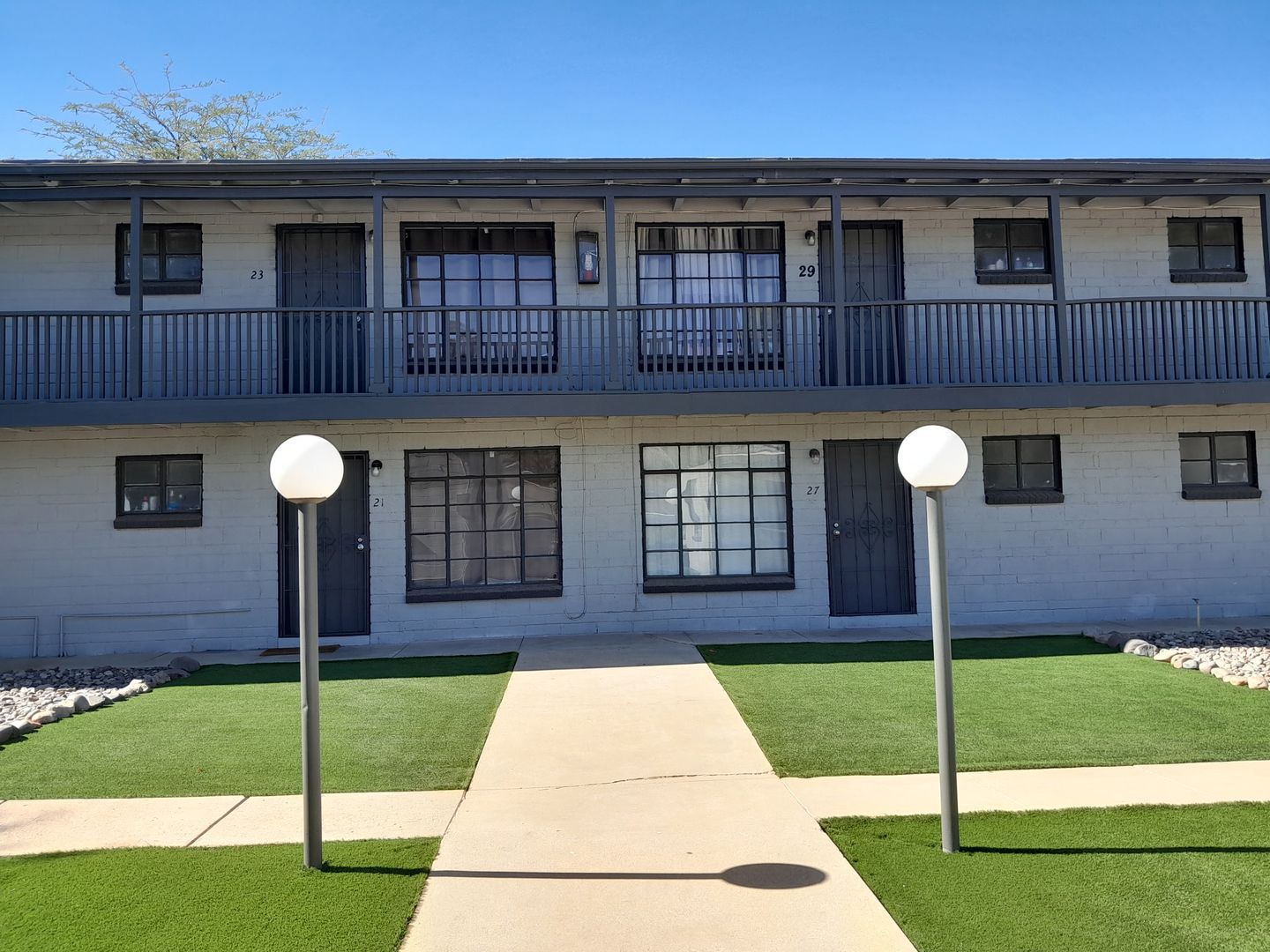 Tucson Apartment: 15-33 N Longfellow Ave