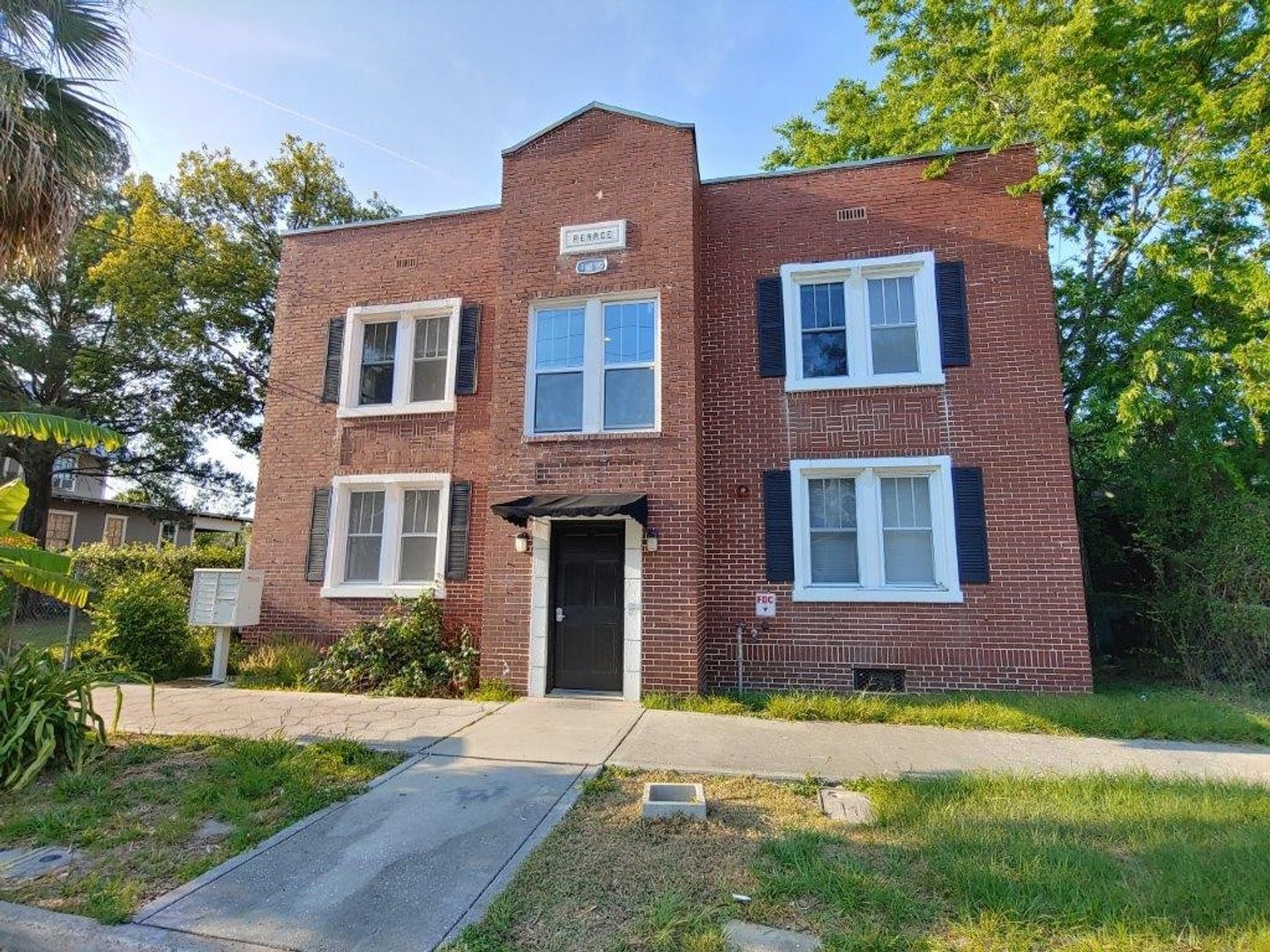 Jacksonville Apartment: 139 Cottage Ave