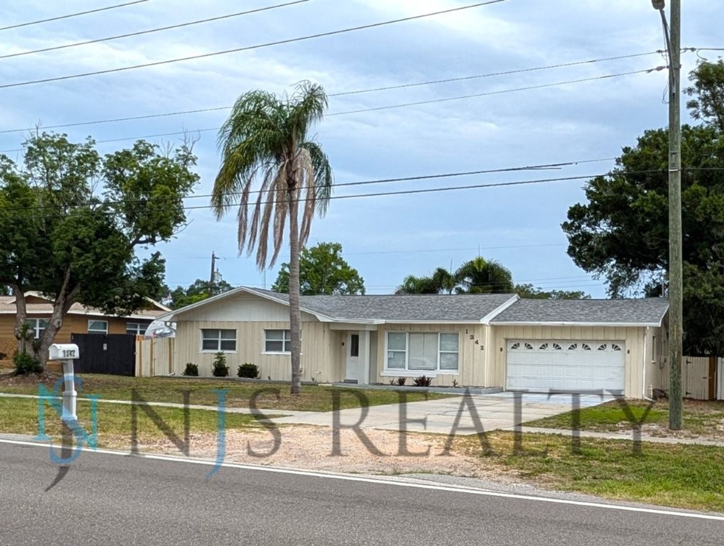 Clearwater House: 1342 Belleair Rd.