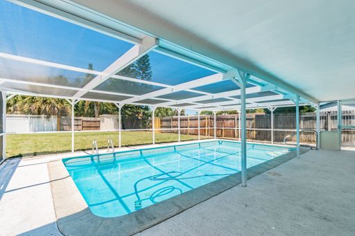 Beautiful POOL home with a large back yard.. 3/1.5 1360 Sq. Ft. with updated kitchen & bathrooms!! – photo 1