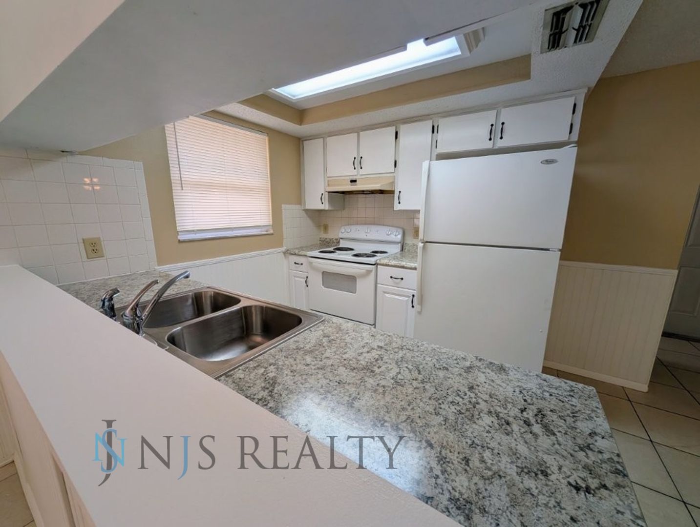Port Richey House: 11621 Meadow Dr