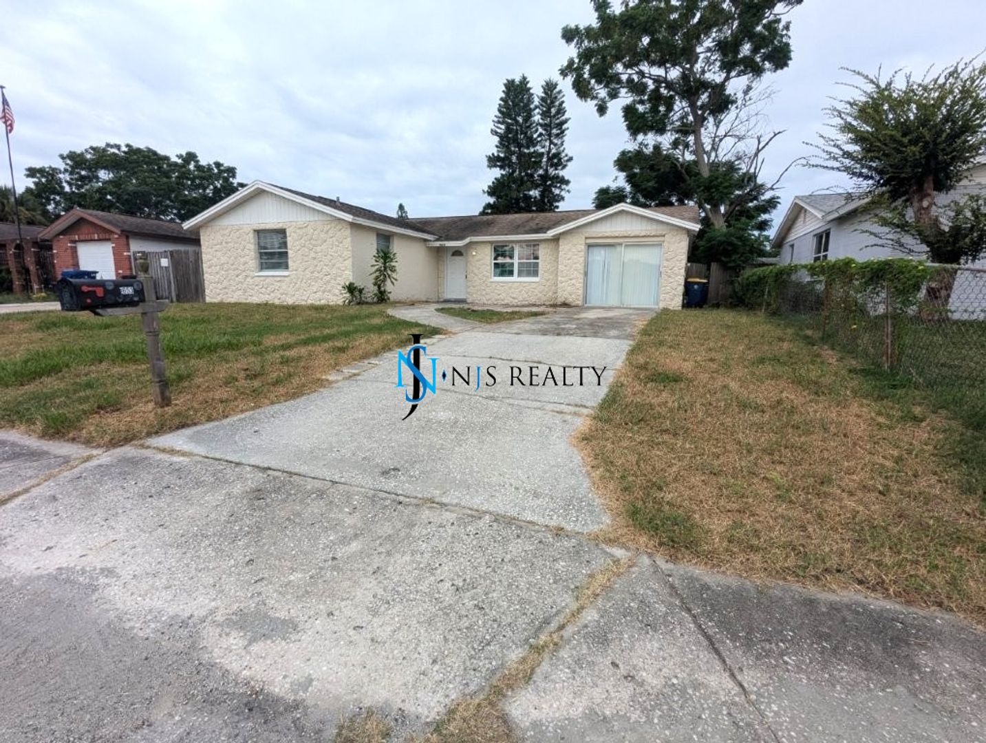 Port Richey House: 8653 Spanish Moss Dr.